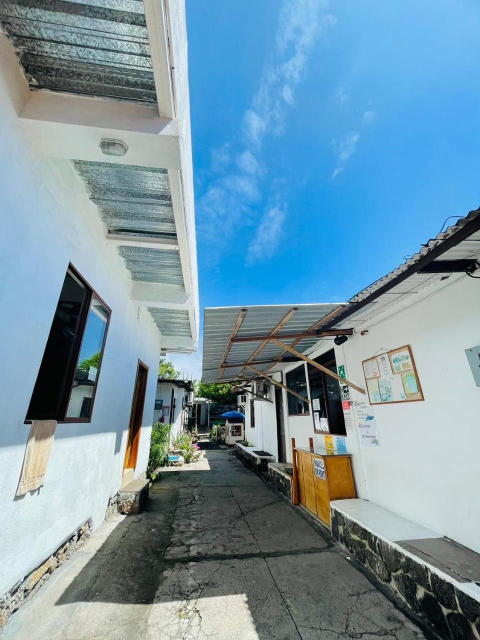 Hostal Darwin Puerto Ayora (Galapagos Islands) Exterior foto
