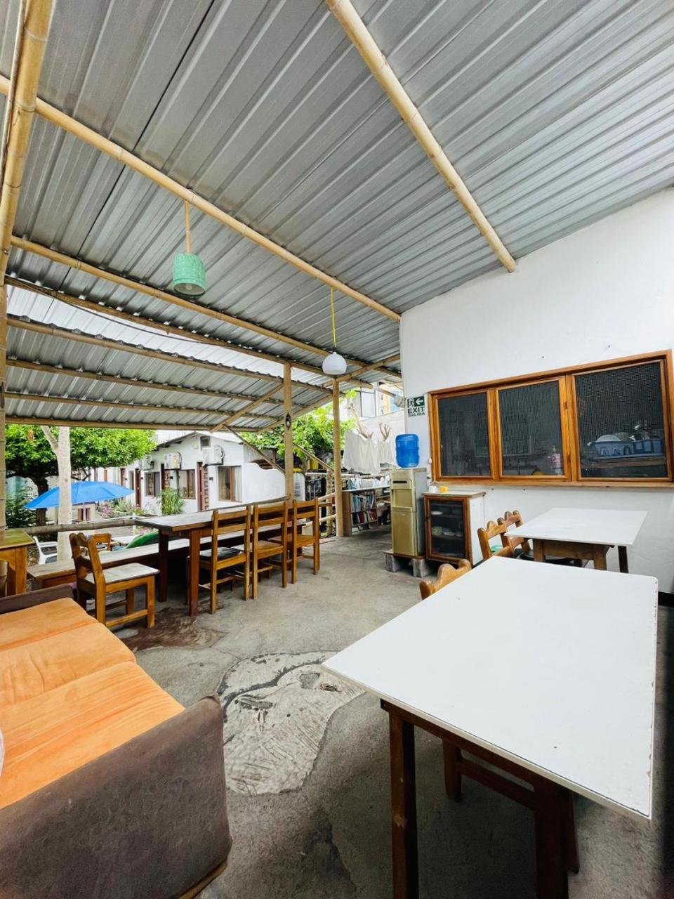 Hostal Darwin Puerto Ayora (Galapagos Islands) Exterior foto